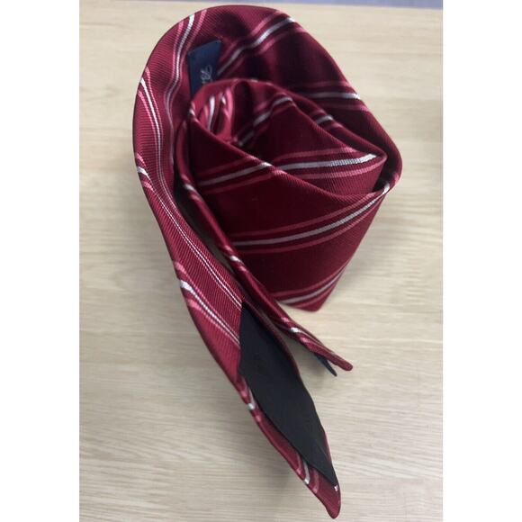 Brooks Brothers Makers Black Label Red White Striped Classic Tie USA Made 58” - Picture 1 of 6